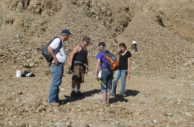 Ron, Greg and Trina explaining where to look for the Onyx.