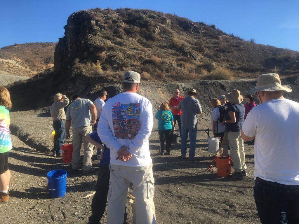 Howlite Mine Field Trip – Oct 2016 – Sierra Pelona Rock Club